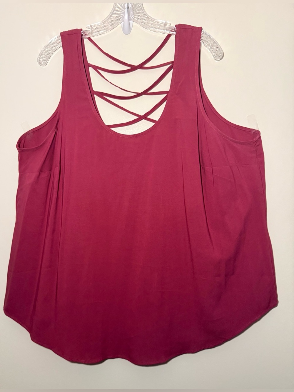 NWT Torrid Deep Raspberry Tank with Crisscross Back Size: 3 (22-24)